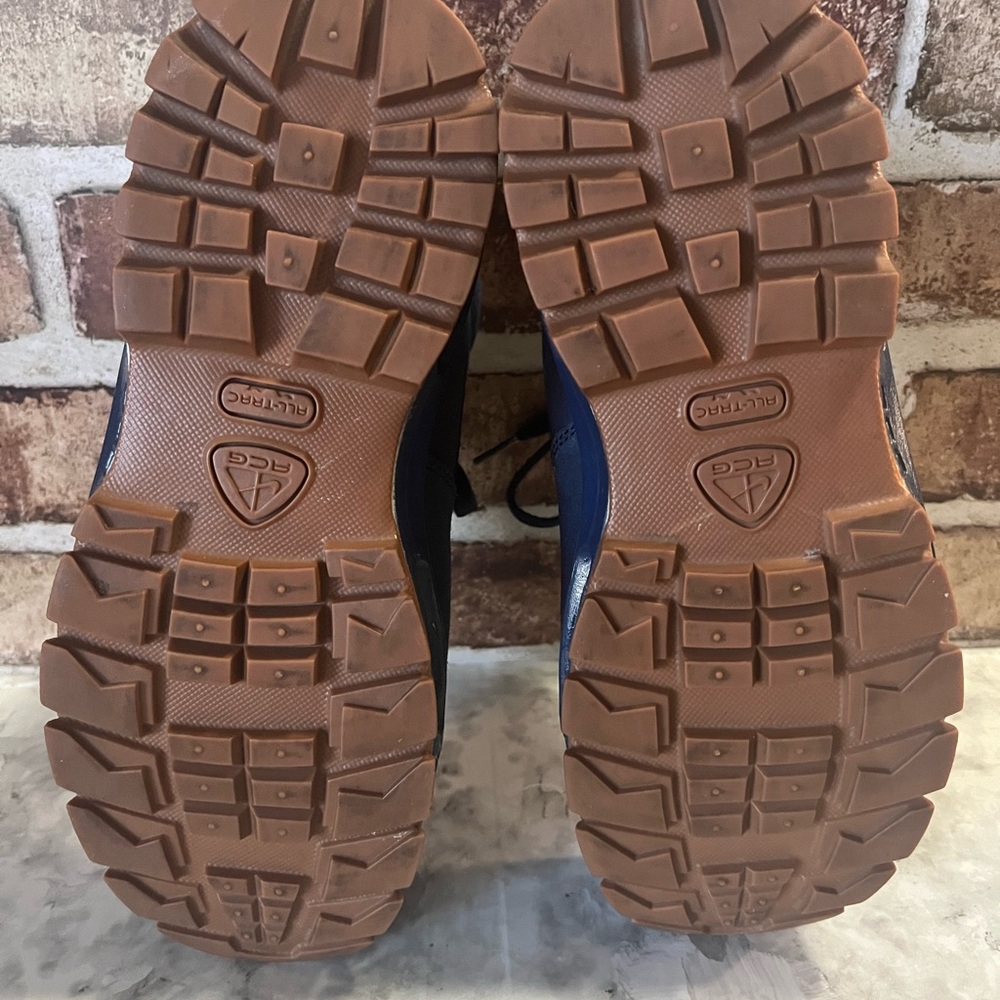 Nike - Picture 5 of 6